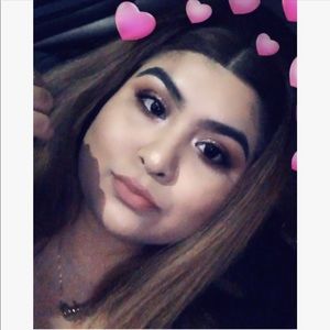 Meet your Posher, Zayda